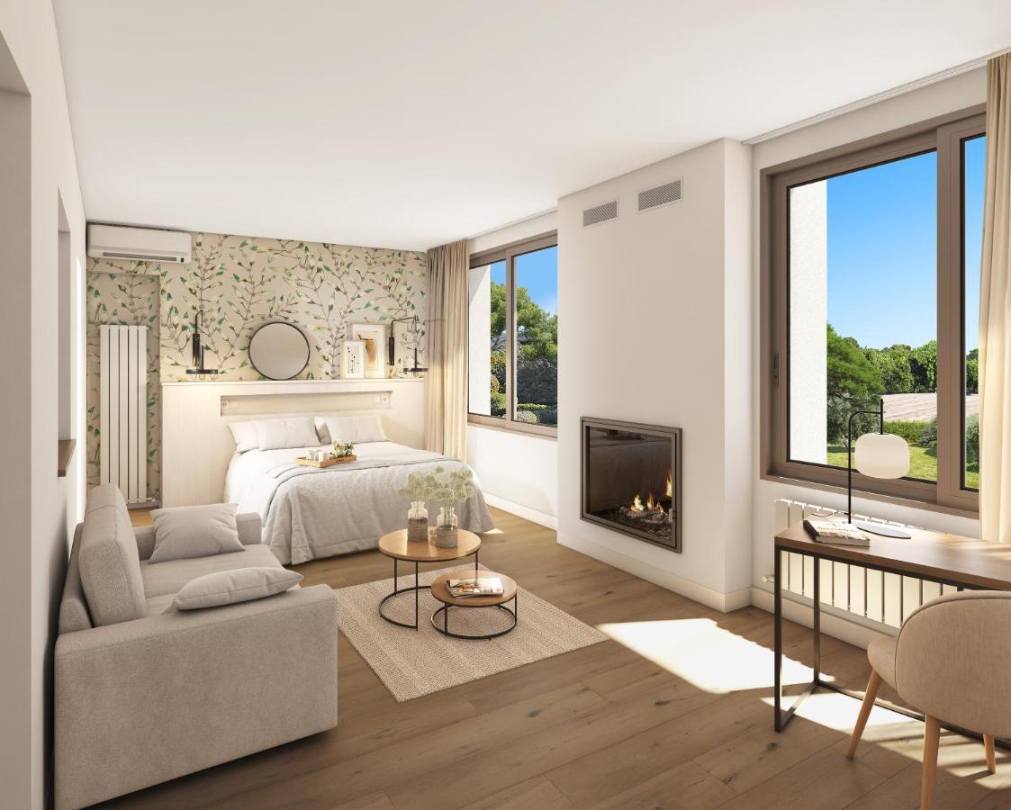 Hotel Mas Del Sol Vall-Llobrega Eksteriør billede